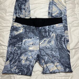 Lululemon Labs Leggings